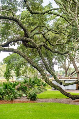 1670 Hunley Avenue, Charleston, SC 29412