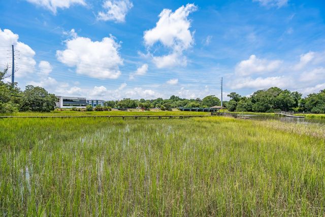 1670 Hunley Avenue, Charleston, SC 29412