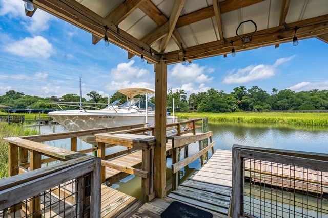1670 Hunley Avenue, Charleston, SC 29412