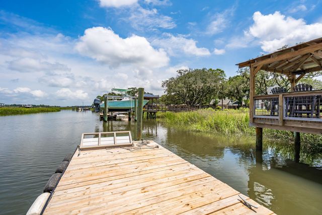 1670 Hunley Avenue, Charleston, SC 29412