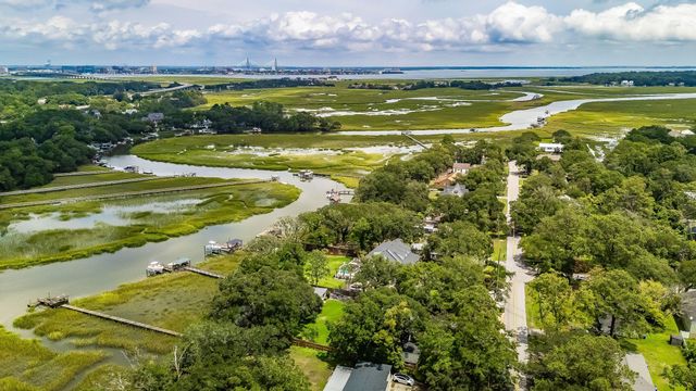 1670 Hunley Avenue, Charleston, SC 29412