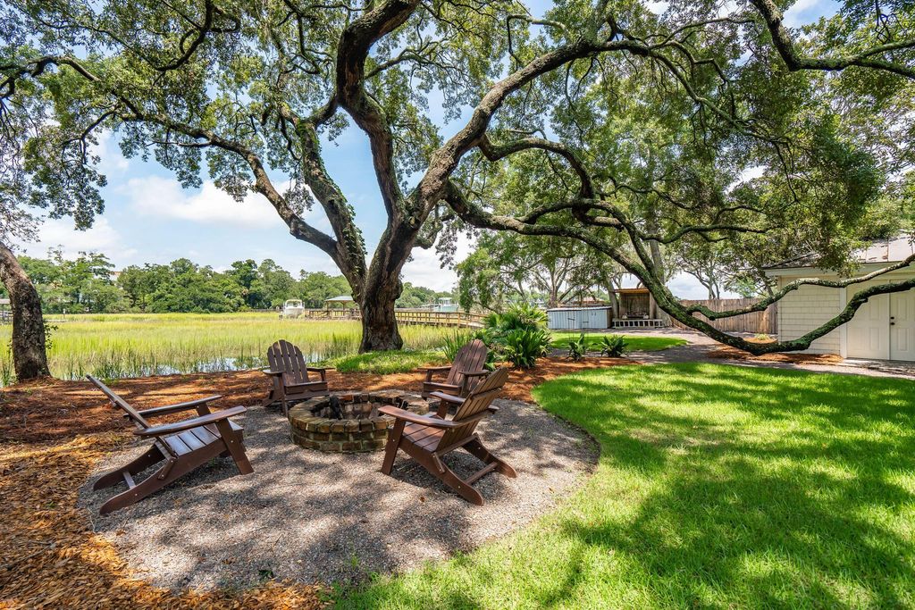 1670 Hunley Avenue, Charleston, SC 29412