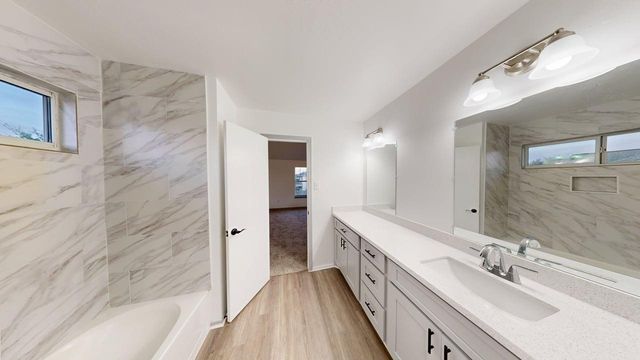 12715 Northchase Ridge Lane, Houston, TX 77044