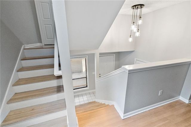 1064 Creatwood SE Circle, Smyrna, GA 30080