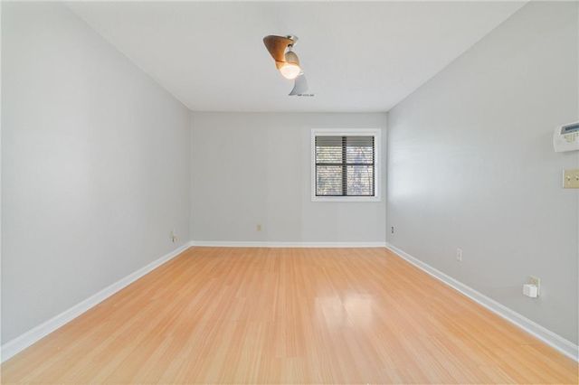 1064 Creatwood SE Circle, Smyrna, GA 30080