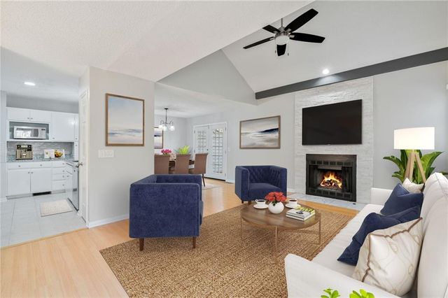 1064 Creatwood SE Circle, Smyrna, GA 30080