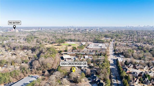 1064 Creatwood SE Circle, Smyrna, GA 30080