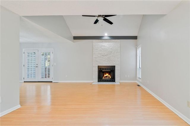 1064 Creatwood SE Circle, Smyrna, GA 30080