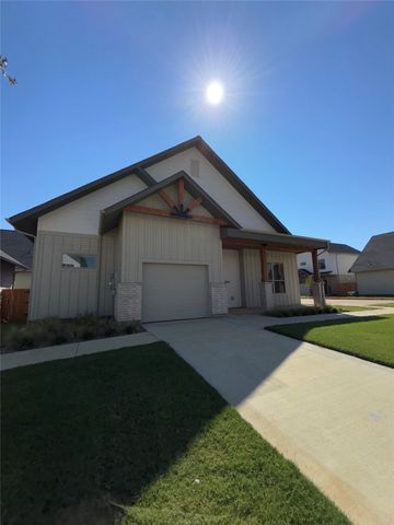 2036 Oak Grove 224, Aubrey, TX 76227