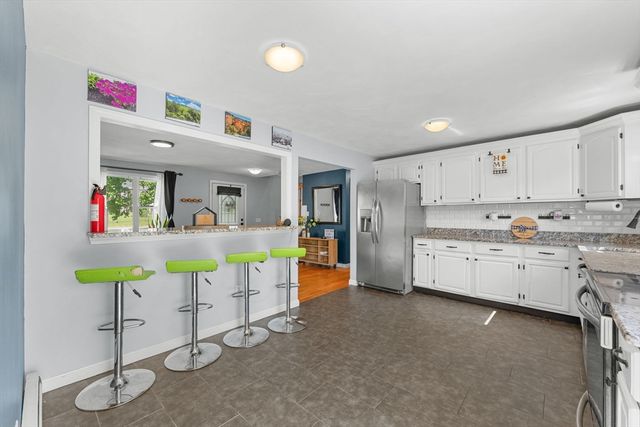 15 Old Farm Rd, Spencer, MA 01562