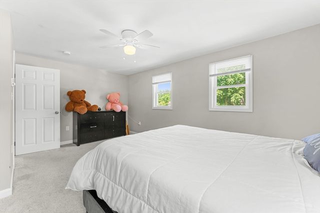 15 Old Farm Rd, Spencer, MA 01562