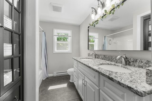 15 Old Farm Rd, Spencer, MA 01562