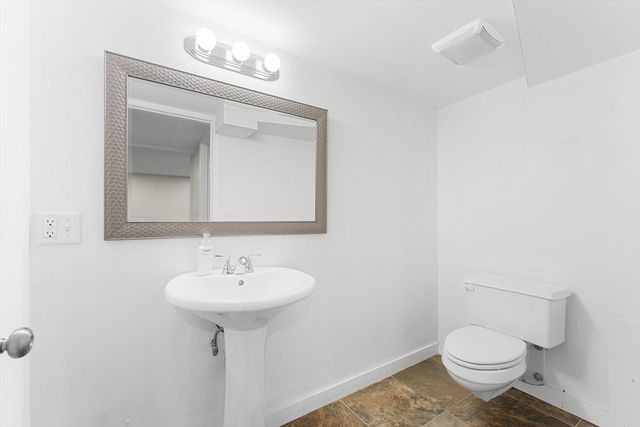 15 Old Farm Rd, Spencer, MA 01562