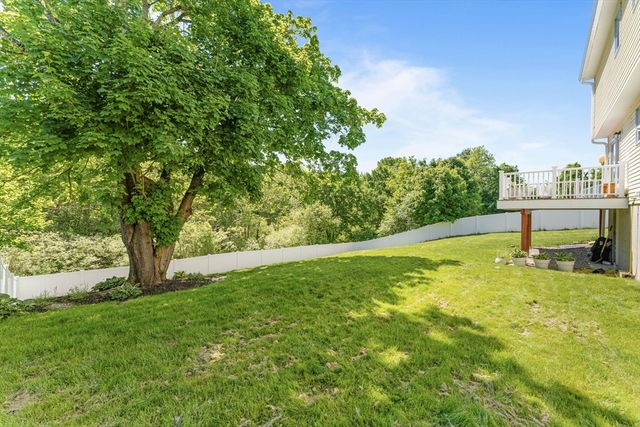 15 Old Farm Rd, Spencer, MA 01562