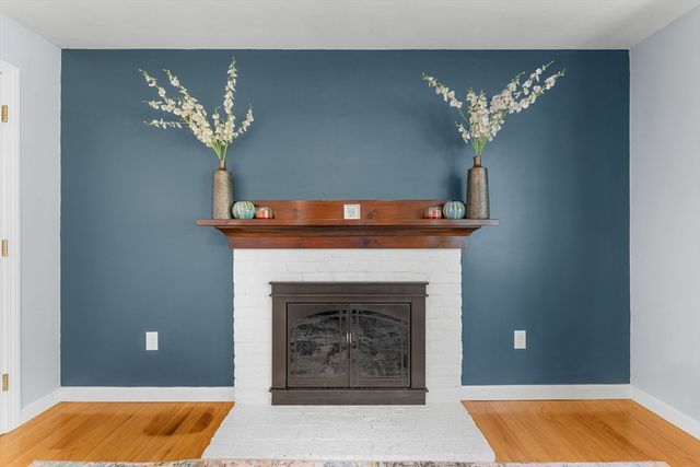 15 Old Farm Rd, Spencer, MA 01562