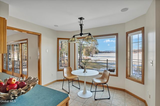 9 Reardon Rd Extension, Queensbury, NY 12804