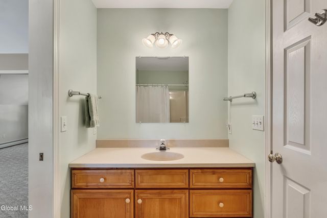 9 Reardon Rd Extension, Queensbury, NY 12804