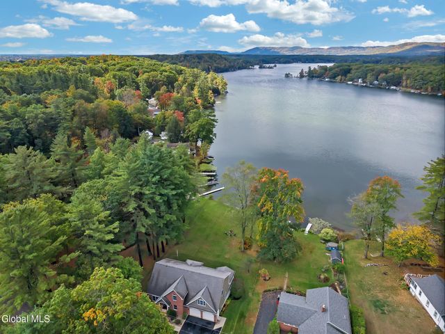 9 Reardon Rd Extension, Queensbury, NY 12804