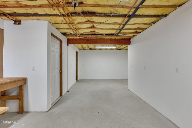 9 Reardon Rd Extension, Queensbury, NY 12804