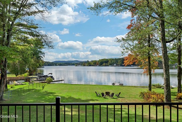 9 Reardon Rd Extension, Queensbury, NY 12804