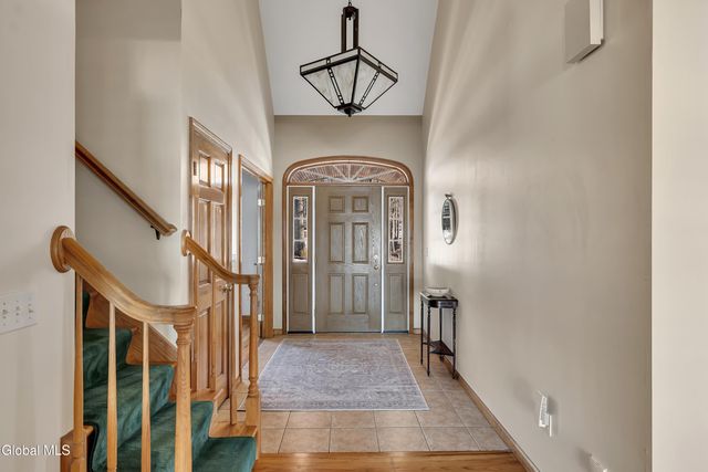 9 Reardon Rd Extension, Queensbury, NY 12804