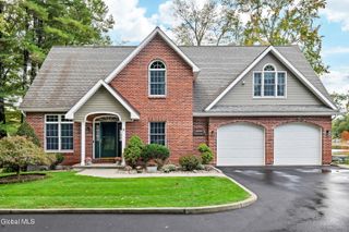 9 Reardon Rd Extension, Queensbury, NY 12804