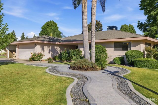 5413 Inverrary Court, Bakersfield, CA 93309