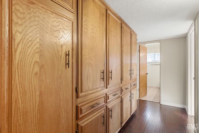5413 Inverrary Court, Bakersfield, CA 93309