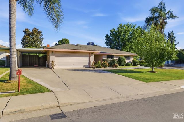 5413 Inverrary Court, Bakersfield, CA 93309