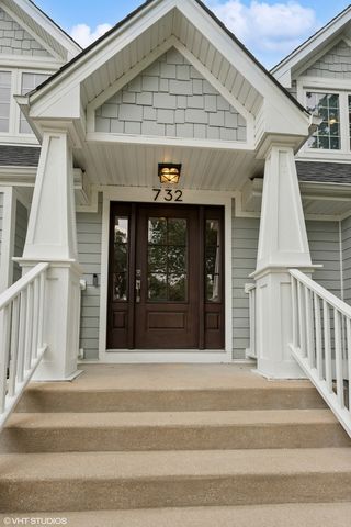 732 S Mitchell Avenue, Elmhurst, IL 60126