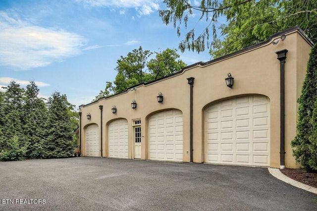 335 N Dixie Ave, Cookeville, TN 38501