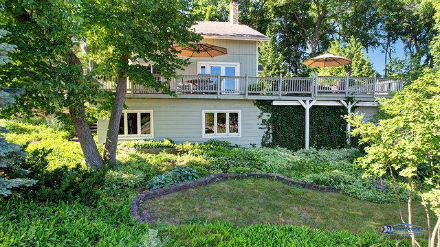 28693 W Ravine Drive, Barrington, IL 60010