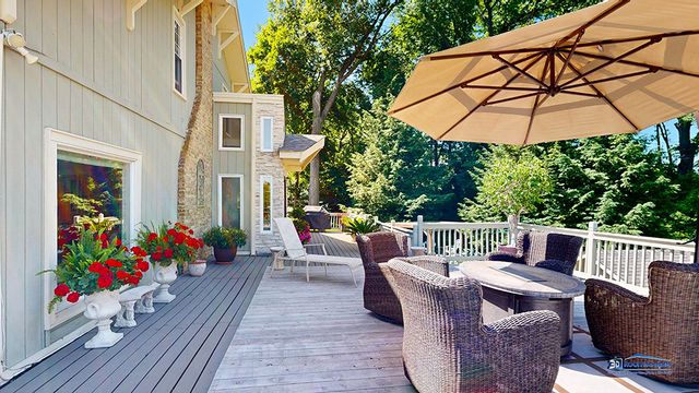 28693 W Ravine Drive, Barrington, IL 60010