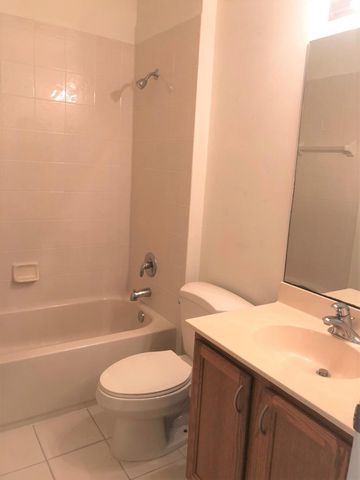 810 Marina Del Ray Lane 7, West Palm Beach, FL 33401