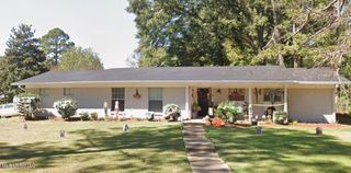 1124 Woodville Drive, Jackson, MS 39212