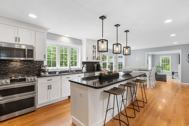 24 Thurston Drive, Lee, NH 03861