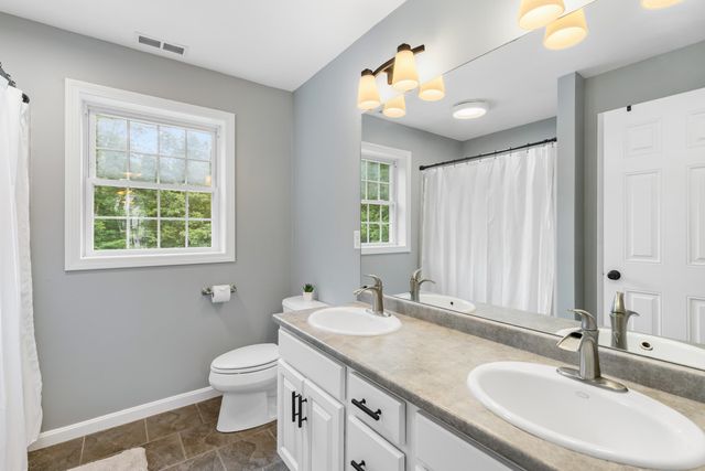 24 Thurston Drive, Lee, NH 03861