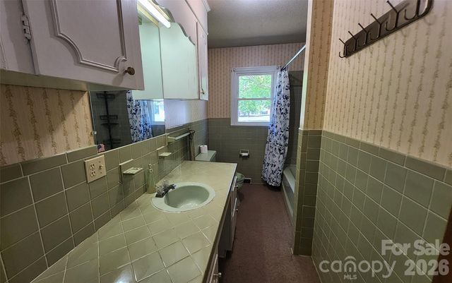 113 Kings Drive 3 & 4, Forest City, NC 28043