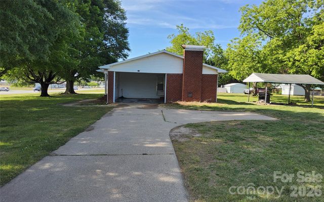113 Kings Drive 3 & 4, Forest City, NC 28043