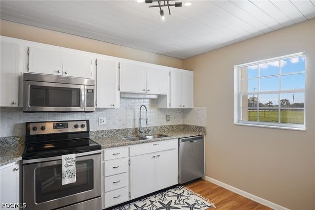 6771 Panther LN U2, Fort Myers, FL 33919