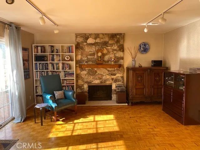 6882 Loyola, Huntington Beach, CA 92647