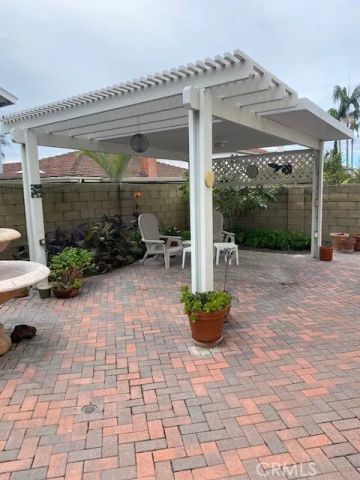 6882 Loyola, Huntington Beach, CA 92647