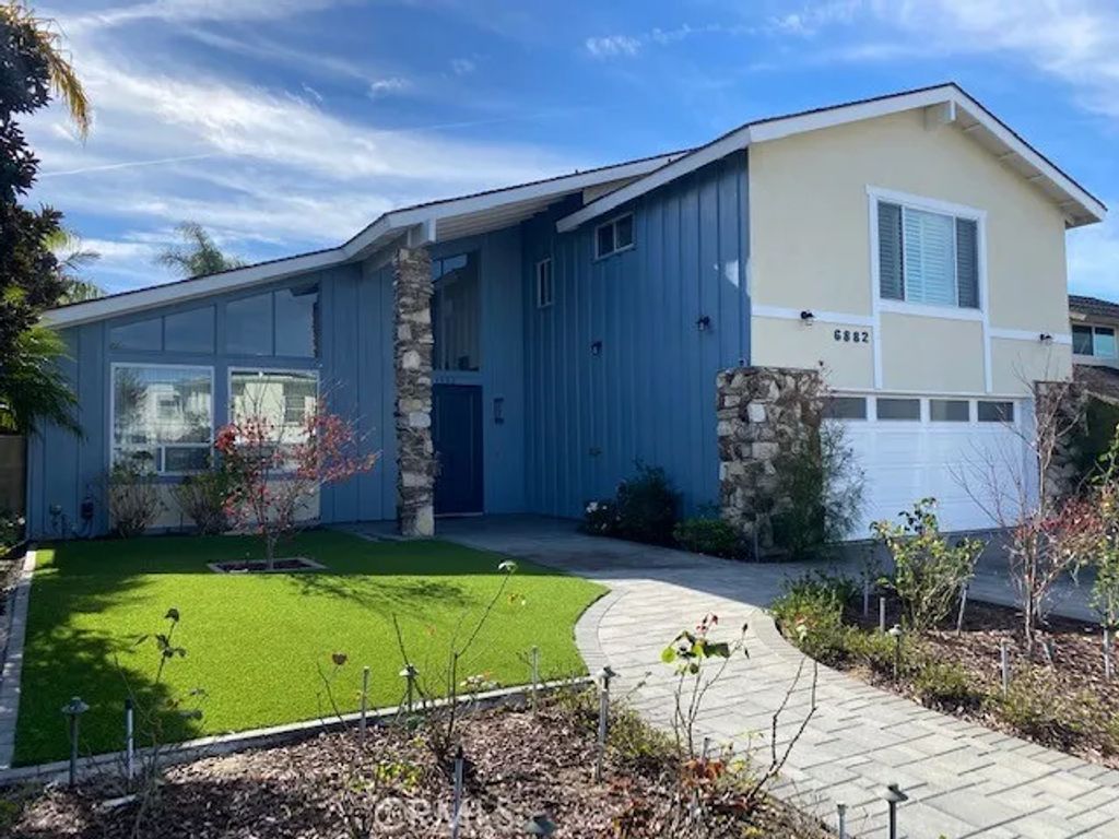 6882 Loyola, Huntington Beach, CA 92647
