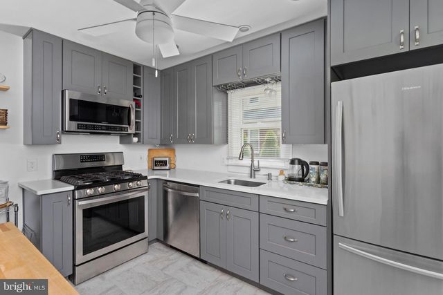 1470 CEDAR LN, Hamilton Twp, NJ 08610