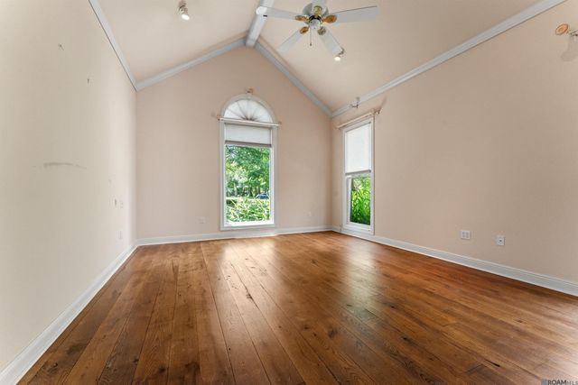 17735 Crossing Blvd, Baton Rouge, LA 70810