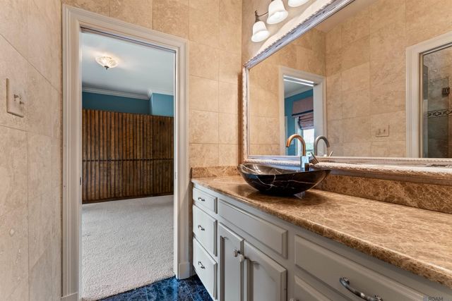 17735 Crossing Blvd, Baton Rouge, LA 70810