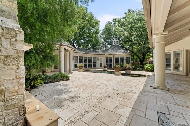 17735 Crossing Blvd, Baton Rouge, LA 70810