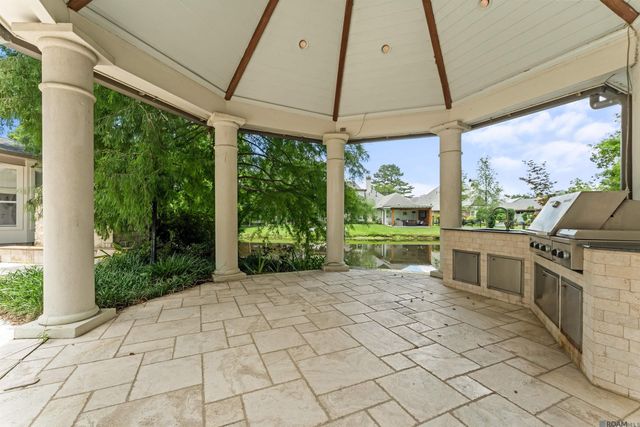 17735 Crossing Blvd, Baton Rouge, LA 70810