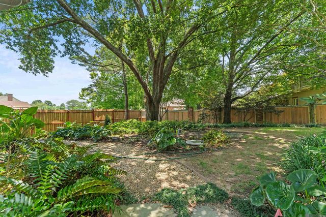 17735 Crossing Blvd, Baton Rouge, LA 70810