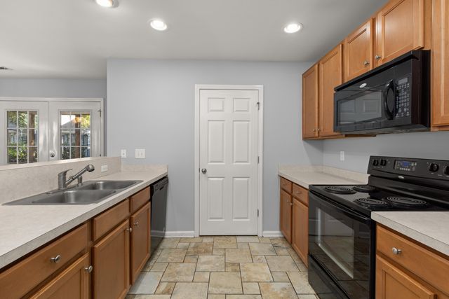 2429 Scholar Lane, North Charleston, SC 29406